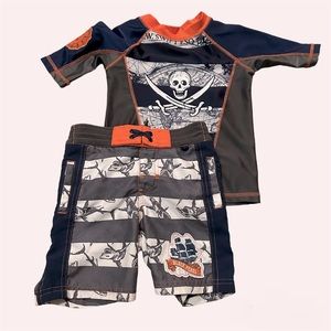 Boys swim trunks & rash guard